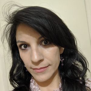 Meet your Posher, Caitlin